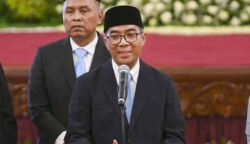 Menteri Pendidikan Tinggi, Sains, dan Teknologi (Mendiktisaintek) Brian Yuliarto menegaskan komitmen pemerintah untuk menjaga aksesibilitas pendidikan tinggi dengan meniadakan kenaikan Uang Kuliah Tunggal (UKT). Pernyataan ini disampaikan dalam rapat koordinasi (rakor) perdana Mendiktisaintek dengan Rektor Perguruan Tinggi Negeri (PTN) dan Kepala Lembaga Layanan Pendidikan Tinggi (LLDikti) se-Indonesia
