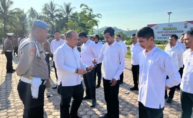 Polres Pidie Jaya melakukan razia terhadap personel terkait judol.