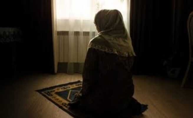 Antara Cinta dan Panggilan Ka’bah: Sebuah Ujian Iman dan Kesetiaan Waklah dan Maimunah