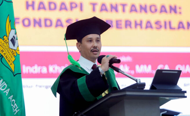 Beri Orasi Ilmiah, Direktur Pengawasan BLU Ajak Wisudawan UIN Ar-Raniry Siap Hadapi Tantangan