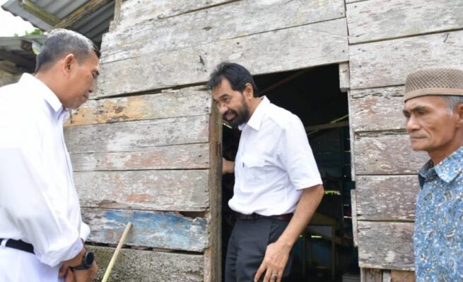 Gubernur Aceh Gubernur Muzakir Manaf Verifikasi Langsung RLH di Simeulue