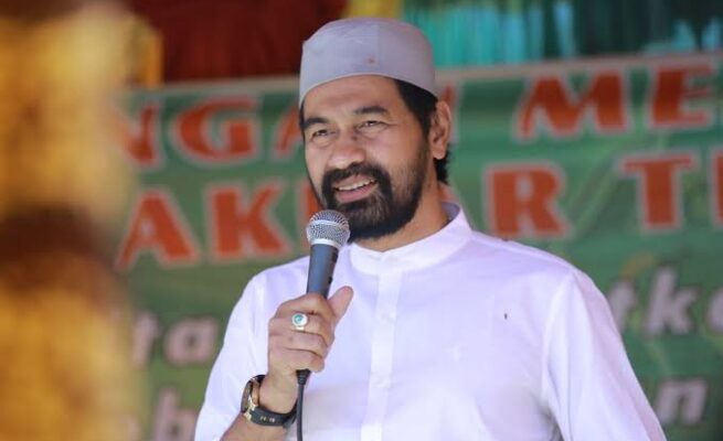 Mualem Launching Program Salat Fardhu Berjamaah Bagi ASN Muzakir Manaf, Muzakir Manaf Jatuh Sakit