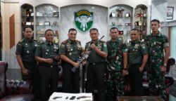 Pangsam im terima senjata Mantan Kombatan di Aceh Selatan Serahkan Senjata Sisa Konflik kepada Pangdam IM
