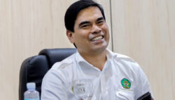 Rektor UIN Ar-Raniry, Prof. Dr. Mujiburrahman M.Ag.