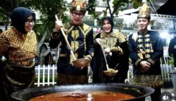 Banda Aceh Rayakan HUT ke-820, Wamendagri: Ini Kota Berkarakter dan Penuh Nilai Sejarah