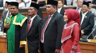 Usai Dilantik Jadi Legislator, Bunda Salma Langsung Perkuat Posisi Komisi III DPR Aceh