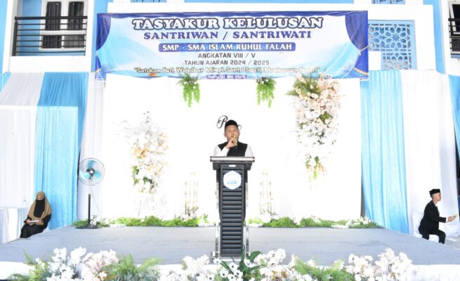 Ketua STIS Al-Aziziyah Sabang Sampaikan Orasi Ilmiah: Anak Sebagai Penolong Orang Tua