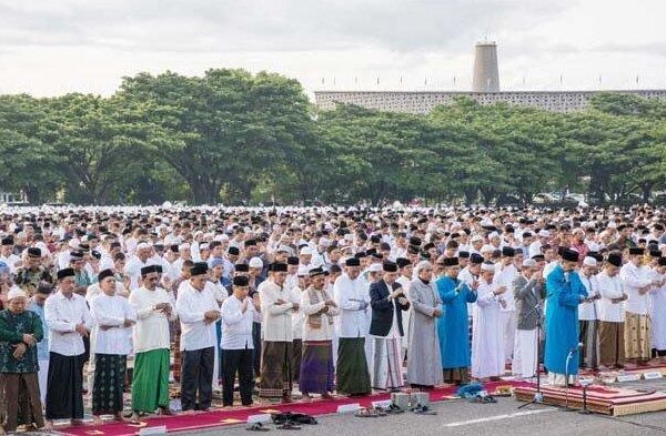 Idul Adha Jatuh pada Hari Jumat, Apakah Masih Wajib Shalat Jumat?