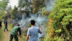 Kebakaran Lahan di Gunung Cut Abdya, TNI dan Warga Bergerak Cepat Padamkan Api