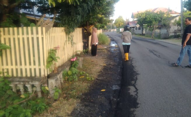 Batubara Berserakan di Pemukiman Warga, Diduga Ulah PT AJB Tanpa Izin Aktif