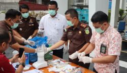 Dari Sabu hingga Senjata, Kejari Aceh Barat Musnahkan Barang Bukti 50 Kasus