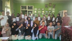 Pengusaha Dermawan Biayai Kuliah 11 Alumni SMKN 1 Abdya Rp1,5 Juta per Bulan