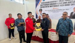 YARA Serahkan Sertifikat Paralegal dan Teken Kerjasama Bantuan Hukum untuk Warga Abdya