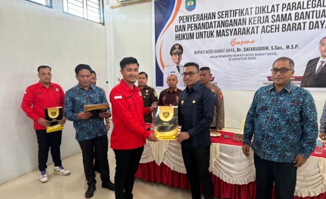 YARA Serahkan Sertifikat Paralegal dan Teken Kerjasama Bantuan Hukum untuk Warga Abdya