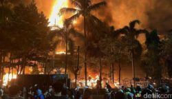 Massa Bakar Kantor DPRD Makassar, Empat Pegawai Tewas dan Empat Lainnya Luka