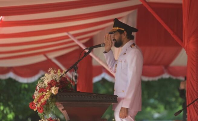 Gubernur Aceh Muzakir Manaf Pimpin Upacara HUT ke-80 RI di Blang Padang