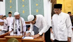 Tgk Azman Bicara “Intelijen” di Pidato Perpisahan, Publik Curiga Ada Intervensi di Masjid Raya Baiturrahman