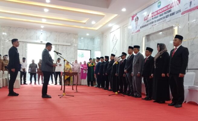 11 Pejabat JPT Pratama Dilantik, Bupati Safaruddin Tekankan Integritas dan Profesionalisme