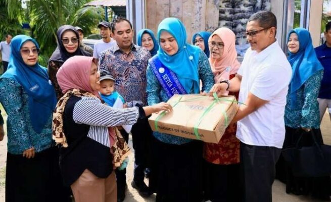 Ketua FORIKAN Aceh Salurkan 5,4 Ton Ikan untuk Warga Lhokseumawe