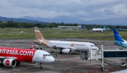 Mobilitas Warga Aceh Berubah, Penerbangan Ramai, Kapal Laut Sepi