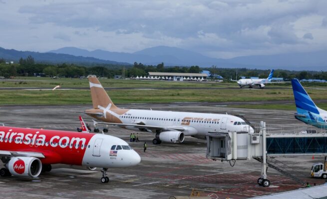 Mobilitas Warga Aceh Berubah, Penerbangan Ramai, Kapal Laut Sepi
