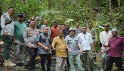 Heboh di Nagan Raya, Batu Giok Raksasa Seberat 5.000 Ton Ditemukan di Beutong