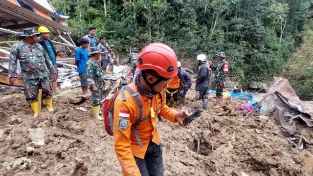 BNPB Catat 1.112 Orang Tewas akibat Banjir dan Longsor di Aceh, Sumut, dan Sumbar