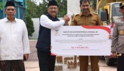 Gubernur Aceh Terima Bantuan Rp9 Miliar dari Kemensos untuk Korban Banjir dan Longsor