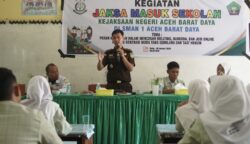 Kejari Abdya Sosialisasikan Bahaya Judi Online ke Pelajar Lewat Program Jaksa Masuk Sekolah