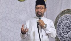 MDI Aceh Pimpin Tarawih di Mushalla Golkar, Bangun Energi Positif Ramadhan