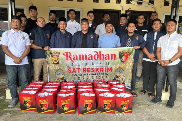 Berbagi di Bulan Suci, Sat Reskrim Polres Abdya Santuni Fakir Miskin dan Lansia