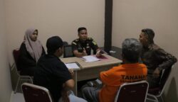 Dua Tersangka Korupsi Pabrik Es Abdya Resmi Dilimpahkan ke Jaksa