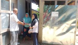 174 Rumah di Lamkuta Terima Daging Meugang Gratis dari Aparatur Gampong