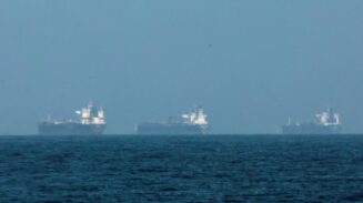 1.900 kapal tertahan di Selat Hormuz akibat konflik Timur Tengah