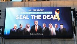 Kemlu RI Buka Suara soal Baliho di Israel yang Pajang Foto Prabowo