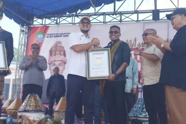 HUT ke-24 Abdya Bersejarah, 15 Ribu Lemang Catat Rekor MURI