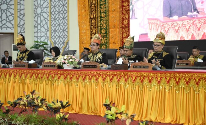 Irwansyah Pimpin Rapat Paripurna Istimewa Peringati Hut ke 821 Kota Banda Aceh