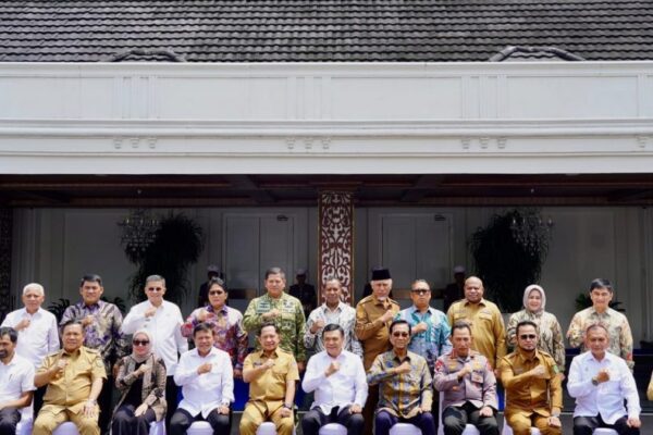 Mualem Hadiri Dialog Nasional, Perkuat Sinergi Pusat dan Daerah