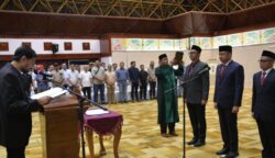 Mualem Lantik Tiga Kepala SKPA