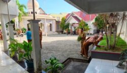 Gerakan Indonesia ASRI, ASN ESDM Aceh Bersihkan Lingkungan Kerja