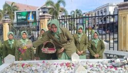 Maknai HUT ke 80, Persit Abdya Teguhkan Semangat di Makam Pahlawan