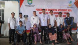 32 Penyandang Disabilitas di Abdya Terima Kursi Roda dari Kemensos