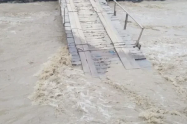 Banjir Bandang Kembali Terjang Aceh Tengah, Jembatan Darurat Ambruk, Sejumlah Desa Terisolasi