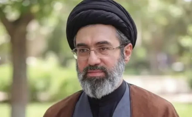 Mojtaba Khamenei Tegaskan Iran Tak Akan Lepas Program Nuklir