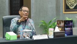 KPRP Tolak Polri di Bawah Kementerian, Mahfud: Rawan Dipolitisasi