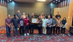 Dinas ESDM Aceh Raih Penghargaan SKPA Paling Informatif 2025