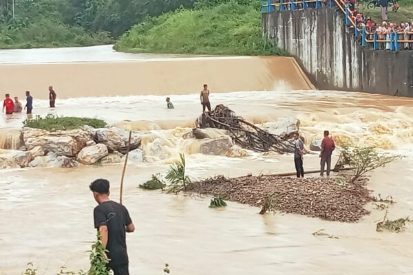 Bocah 12 Tahun di Abdya Hilang Terseret Arus Krueng Manggeng Saat Mandi