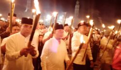 Semarak Tahun Baru Islam, Ribuan Warga Abdya Ikuti Pawai Obor Bersama Bupati Safaruddin