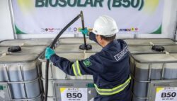 Indonesia Stop Impor Solar Mulai Tahun Ini, Apa Dampaknya?