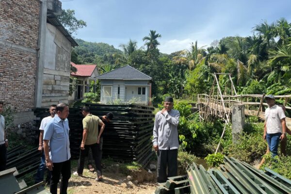 Irpannusir Minta Jembatan Bailey Hibah TNI Segera Dipasang di Labuhan Haji